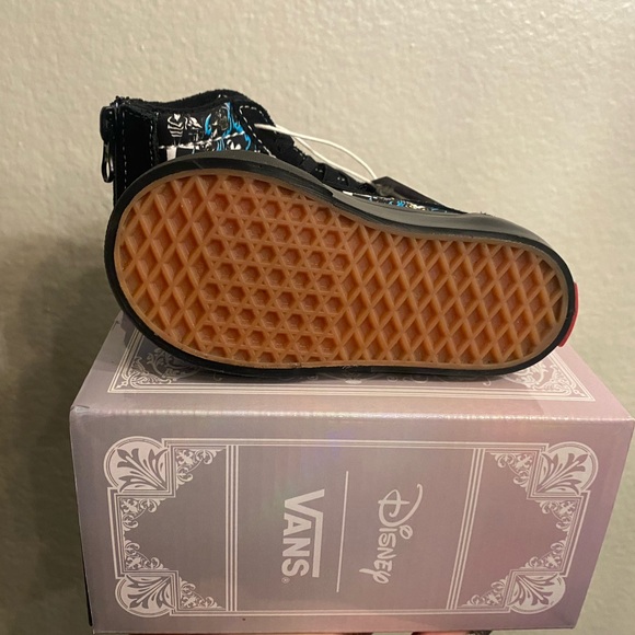 Disney Villains x Vans Toddler Sk8-Hi Zip Shoes - Picture 5 of 6